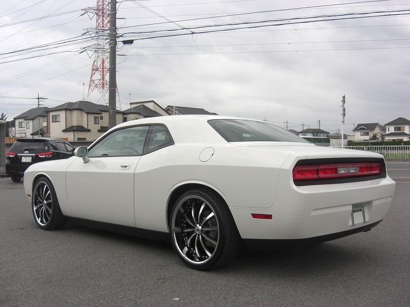 ダッジ チャレンジャー SE 自社直輸入新車 LEXANI LSS10 22