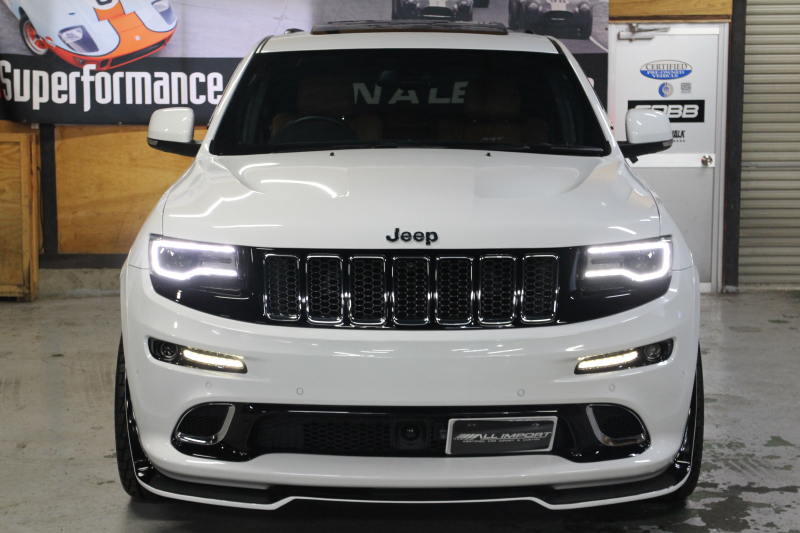 ジープ グランドチェロキー SRT8 ROAHAN22AW SARONAエアロ CORSA ジープ グランドチェロキー SRT8 ROAHAN22AW SARONAエアロ CORSA