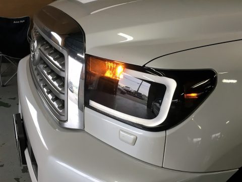 セコイア タンドラ ヘッドライト カット 改善 国内仕様 LED